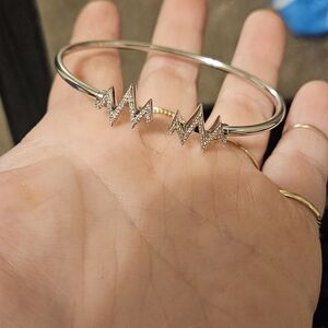 メジュリ 可愛らしかっ ブレスレット Mejuri Croissant Bracelet